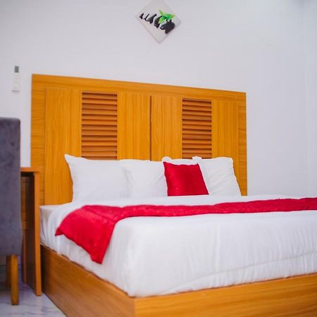 Dominance Events And Suites إبادان المظهر الخارجي الصورة
